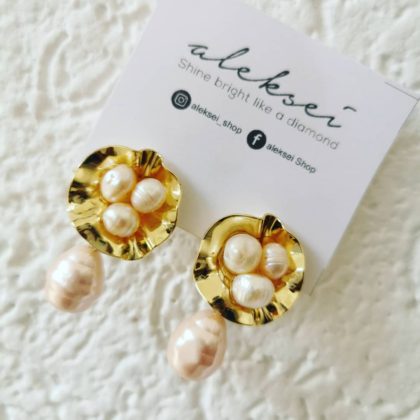 Aaliyah earrings